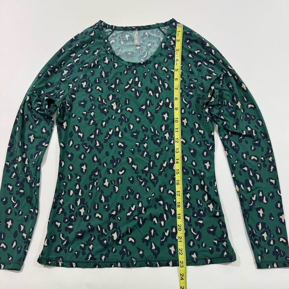 Garnet Hill Sun Shirt Green Leopard Print - Picture 5 of 6